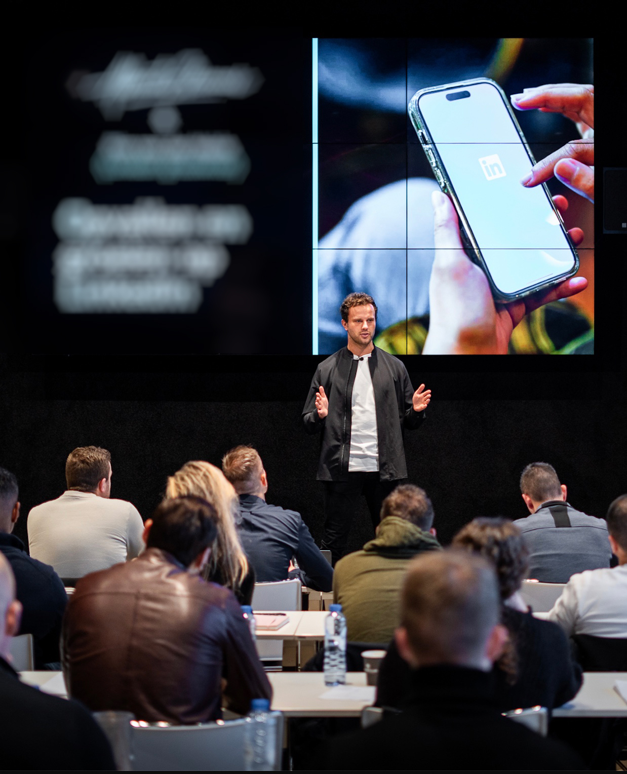 Professionele LinkedIn strategie versus willekeurige posts voor ondernemers