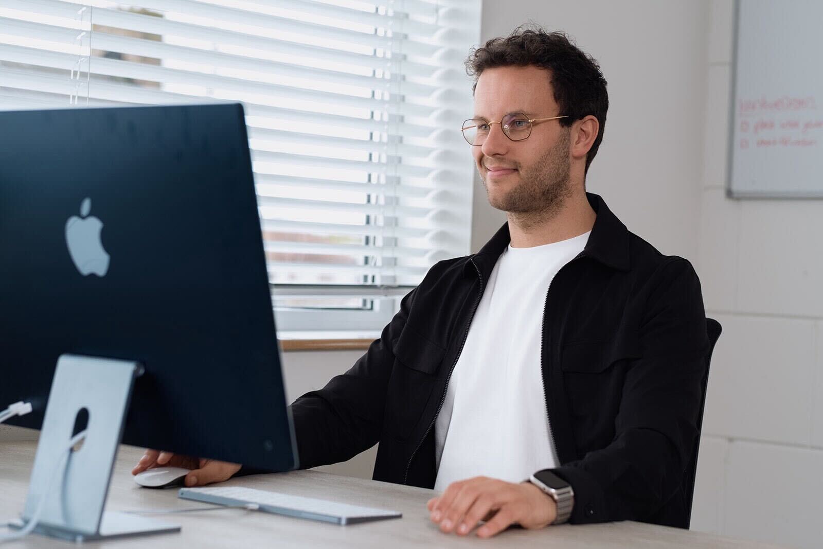 LinkedIn tijdens werktijd: wat mag wel en wat mag niet?