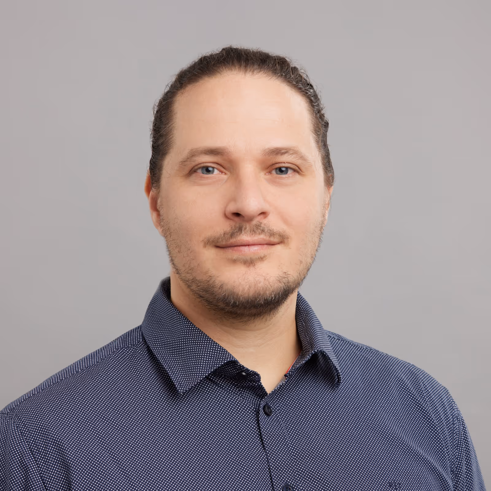 LaszloSzanto_Portrait