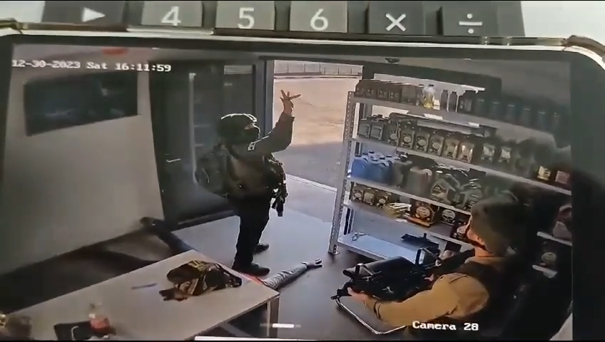 הגיבורים שלנו