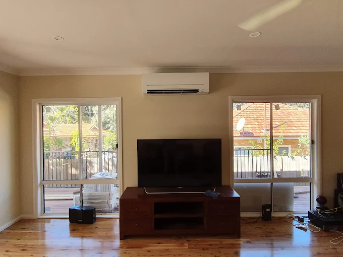 The external unit of a recently installed split system air conditioning system in Sydney.
