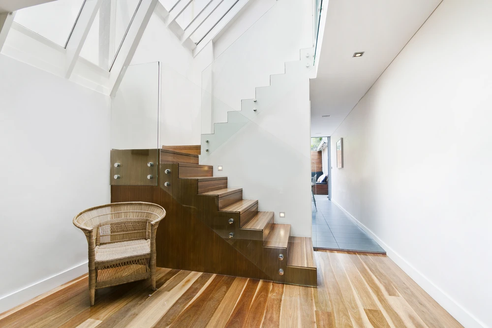 How to Choose the Right Balustrade Style for Your Staircase