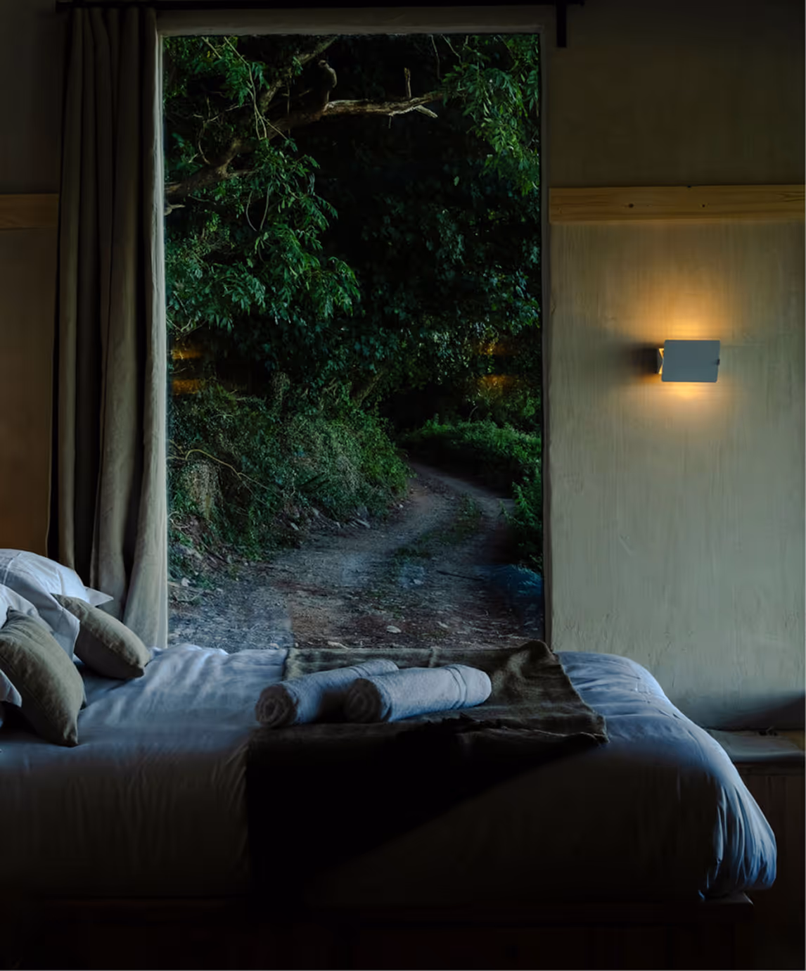 Cabin under the hills bed with view on the valley