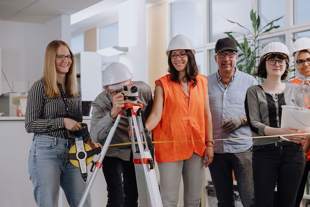 Bauingenieur:in
