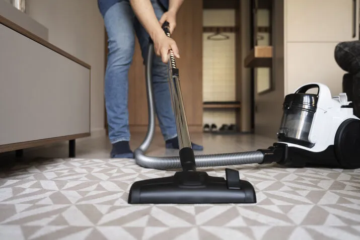 Top Vacuum Cleaners in 2025: Shop Smart with Amazon, Noon & Namshi Discount Codes