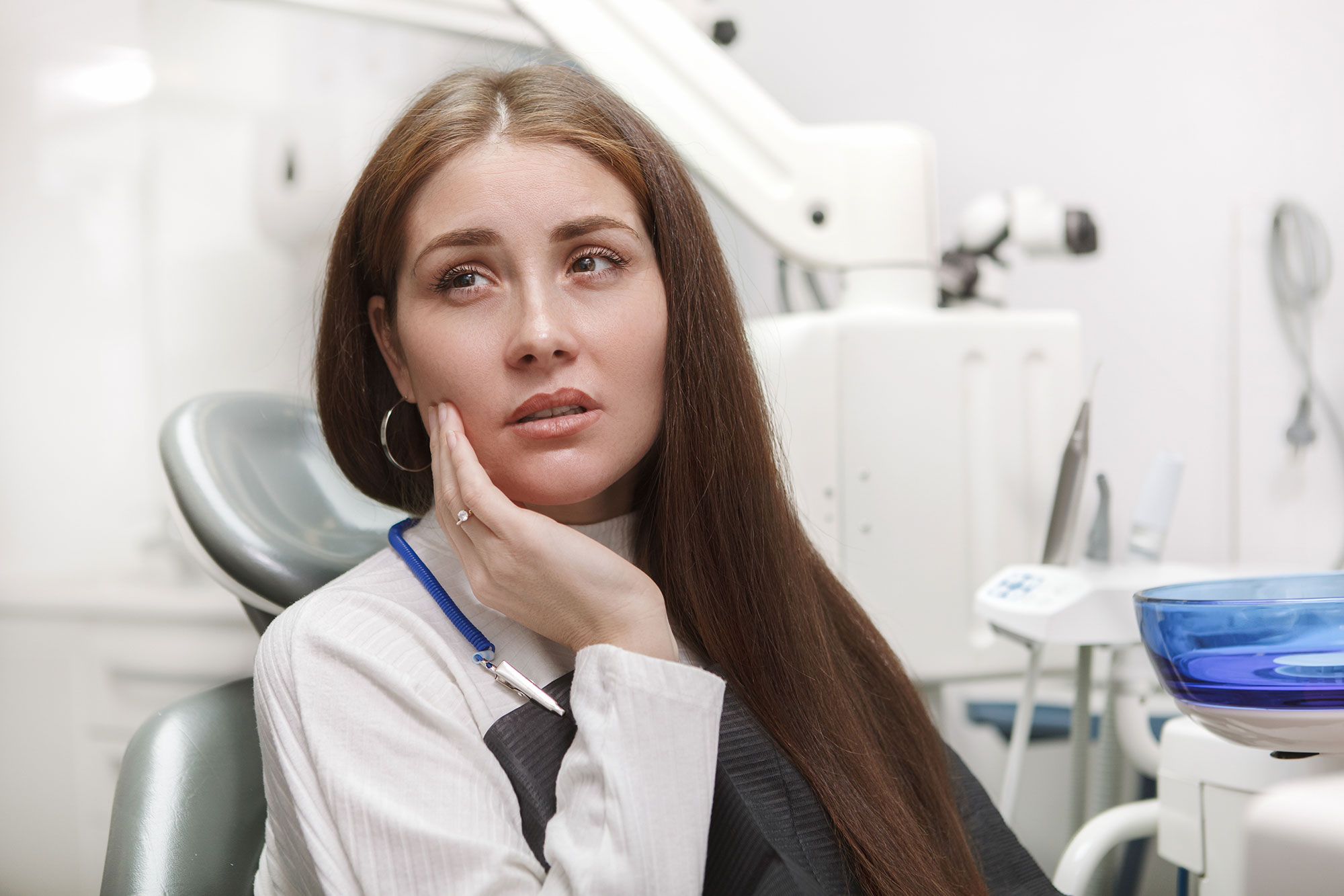 Are dental crowns painful? A Crown Point restorative dentist explains what to expect before, during, and after crown treatment and how discomfort is managed.