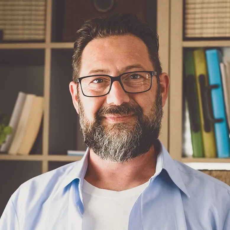 Eric F - Financial Advisor in Kansas