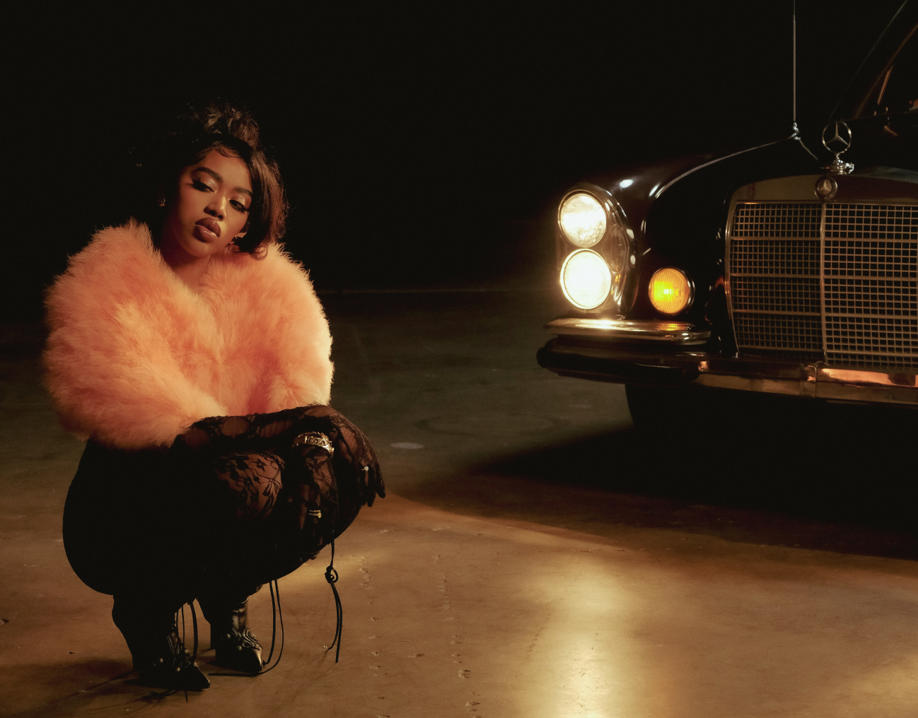 Press photo 1 of Guin Records artist Jean Deaux