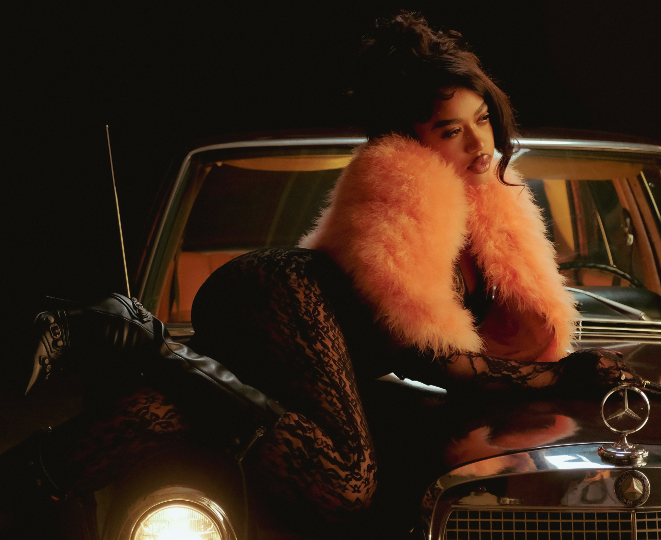 Press photo 10 of Guin Records artist Jean Deaux