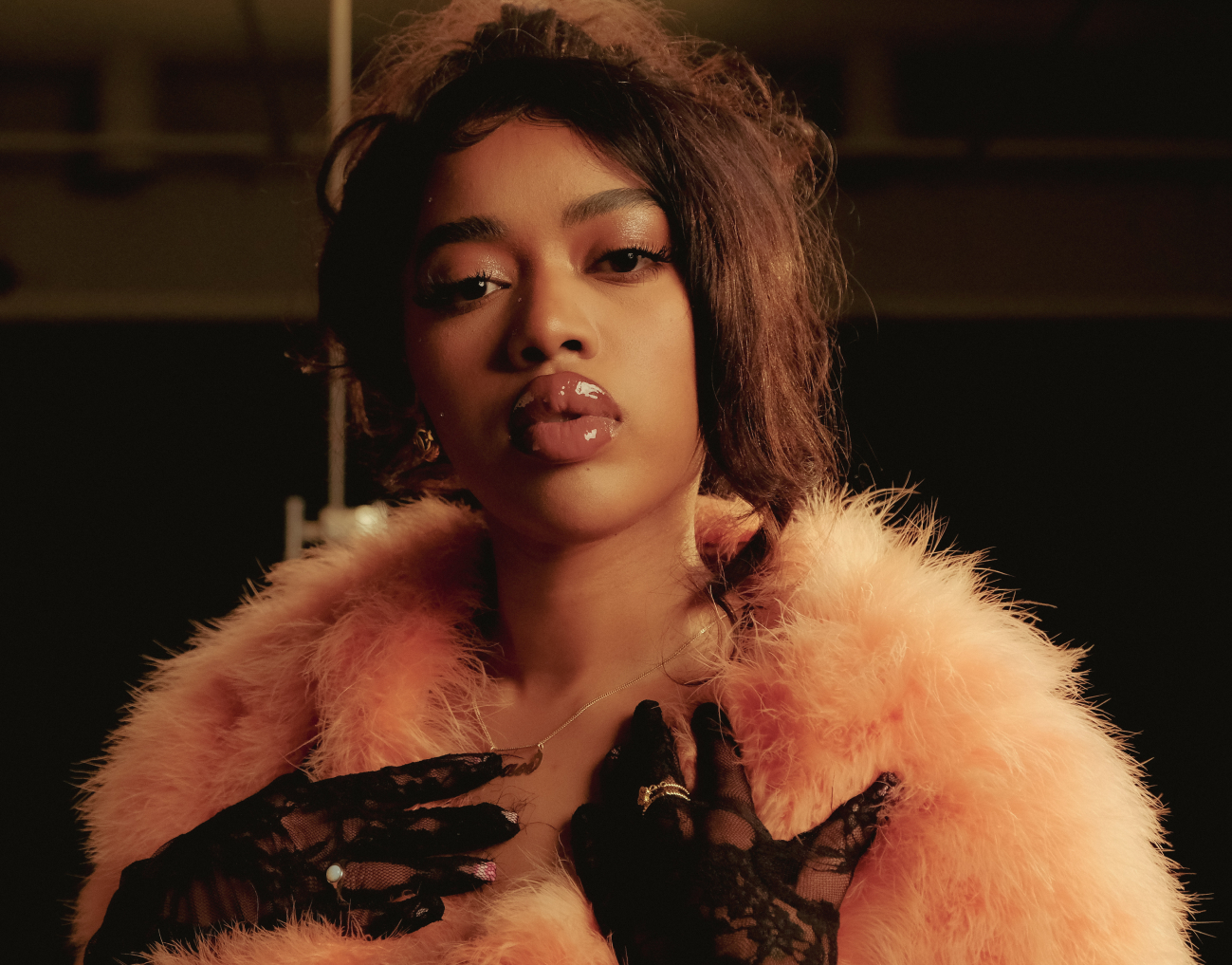 Press photo 24 of Guin Records artist Jean Deaux