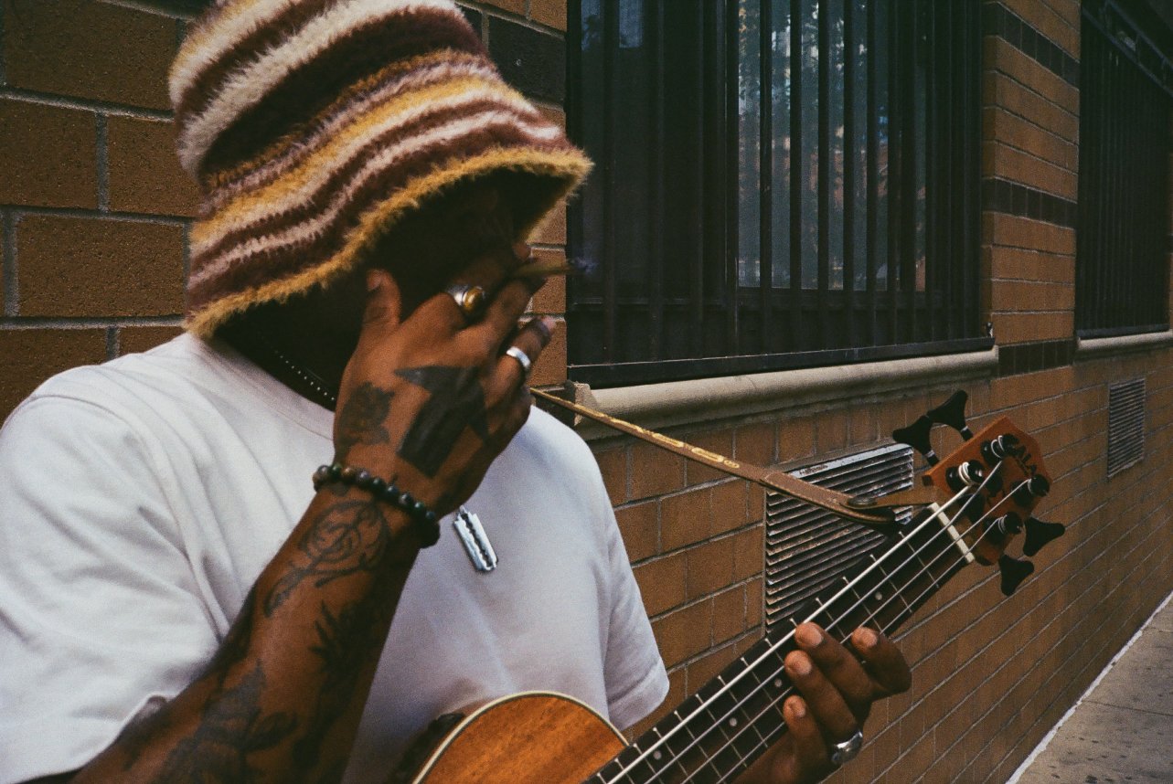 Press photo 16 of Guin Records artist Benji