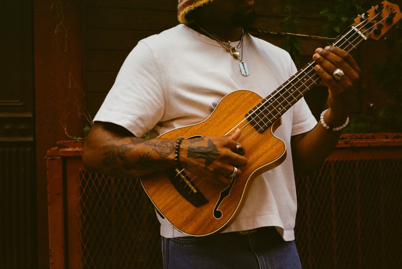 Press photo 13 of Guin Records artist Benji