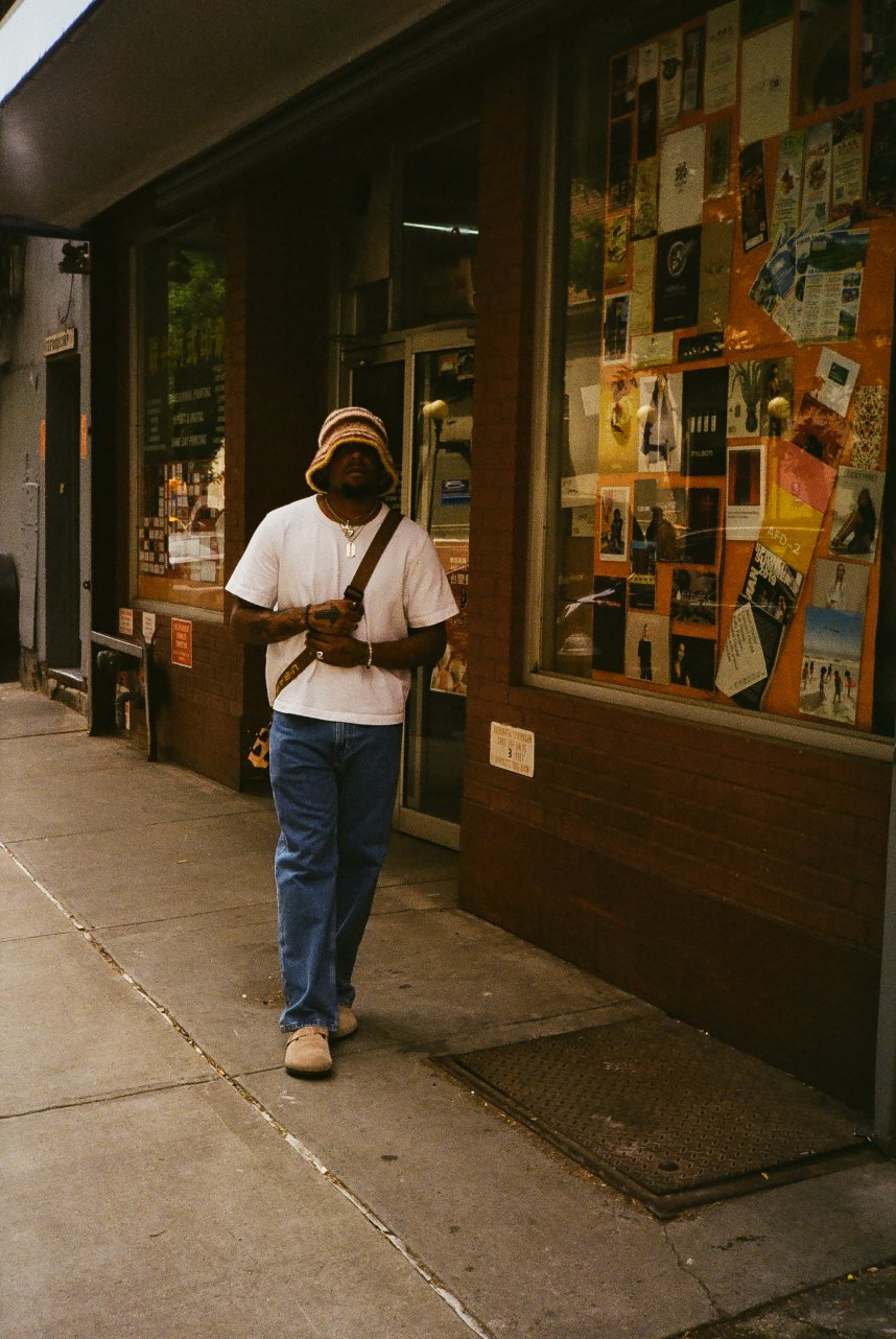 Press photo 6 of Guin Records artist Benji