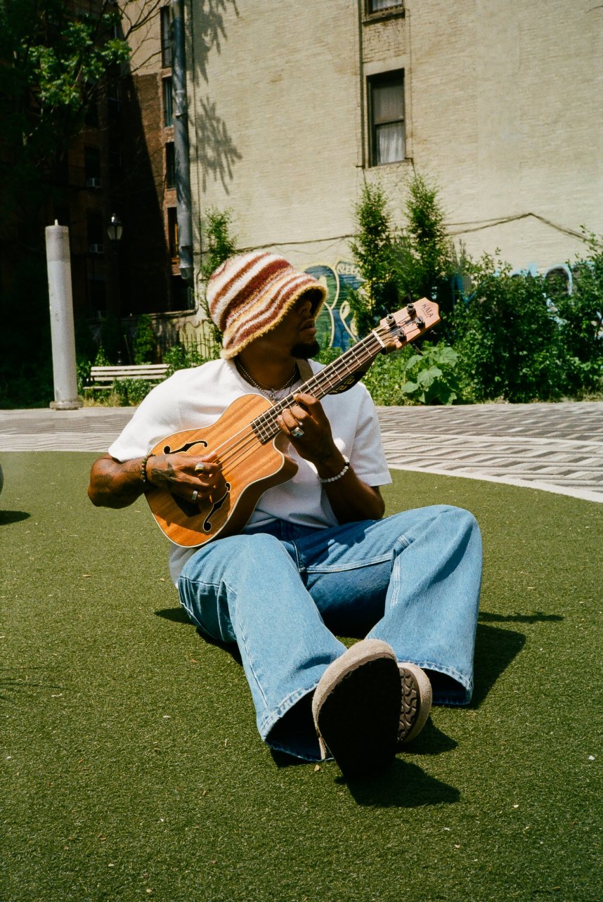 Press photo 4 of Guin Records artist Benji