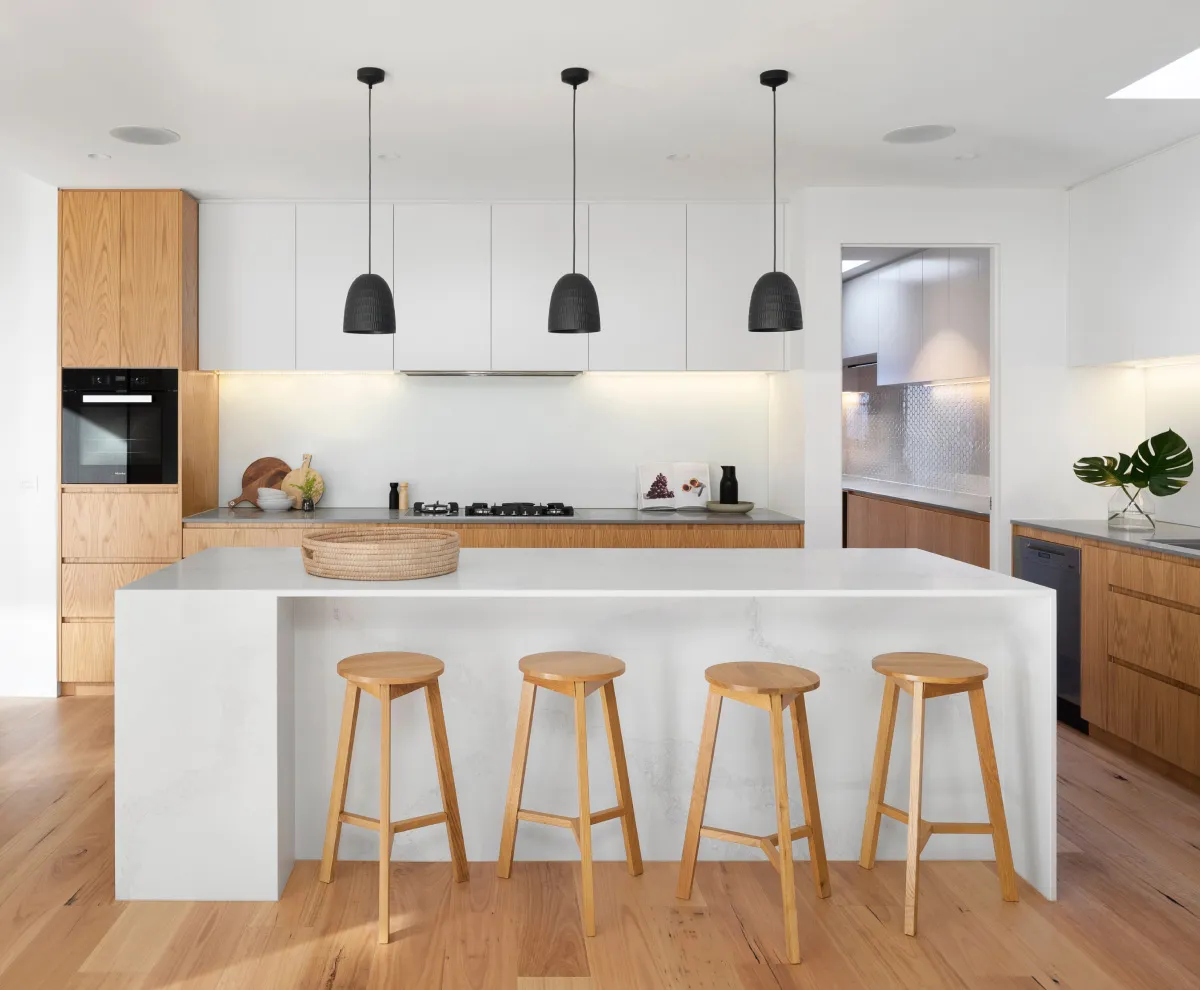 White and white oak kitchen
