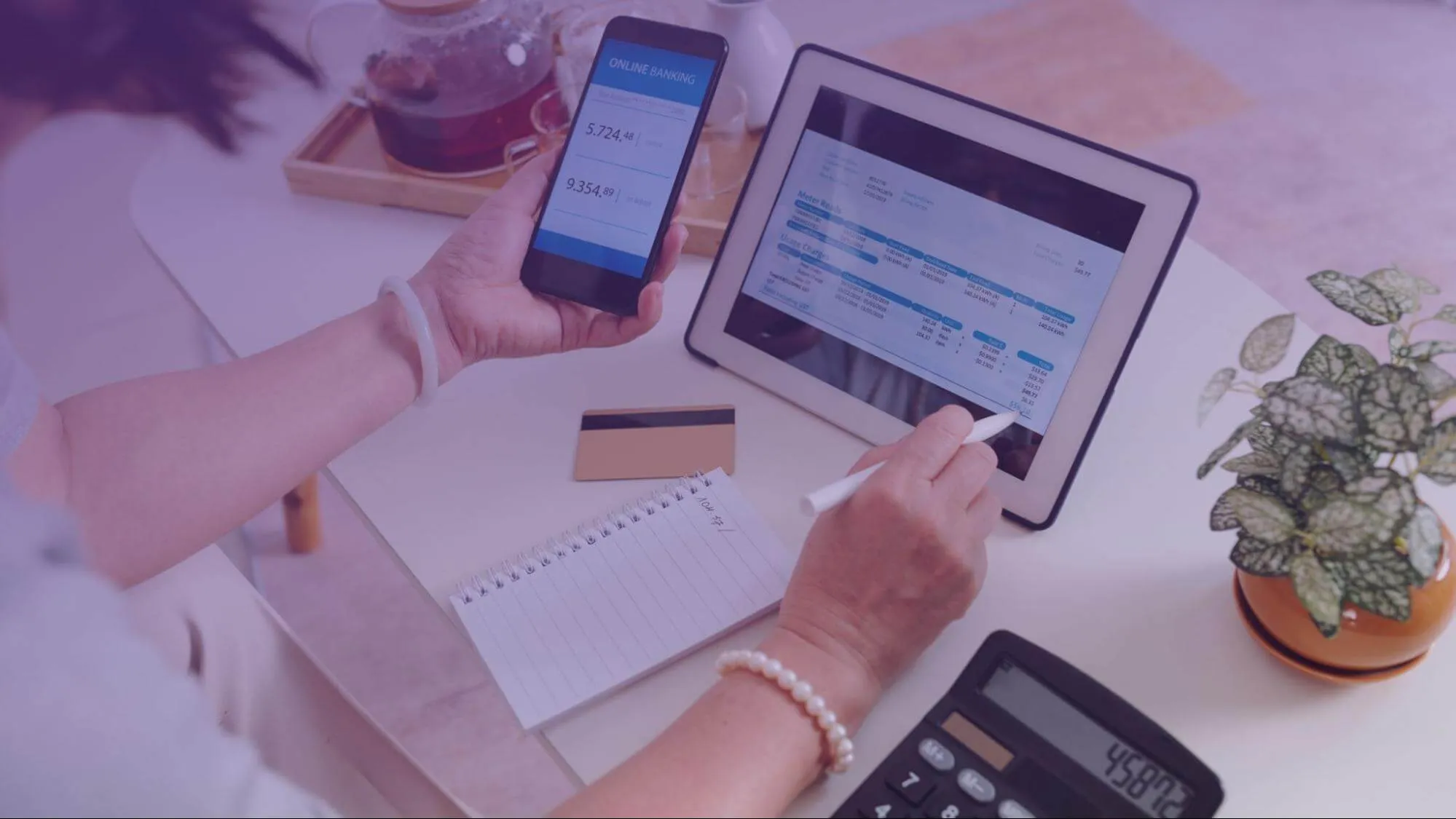 How to Make a Pay Stub for Employees