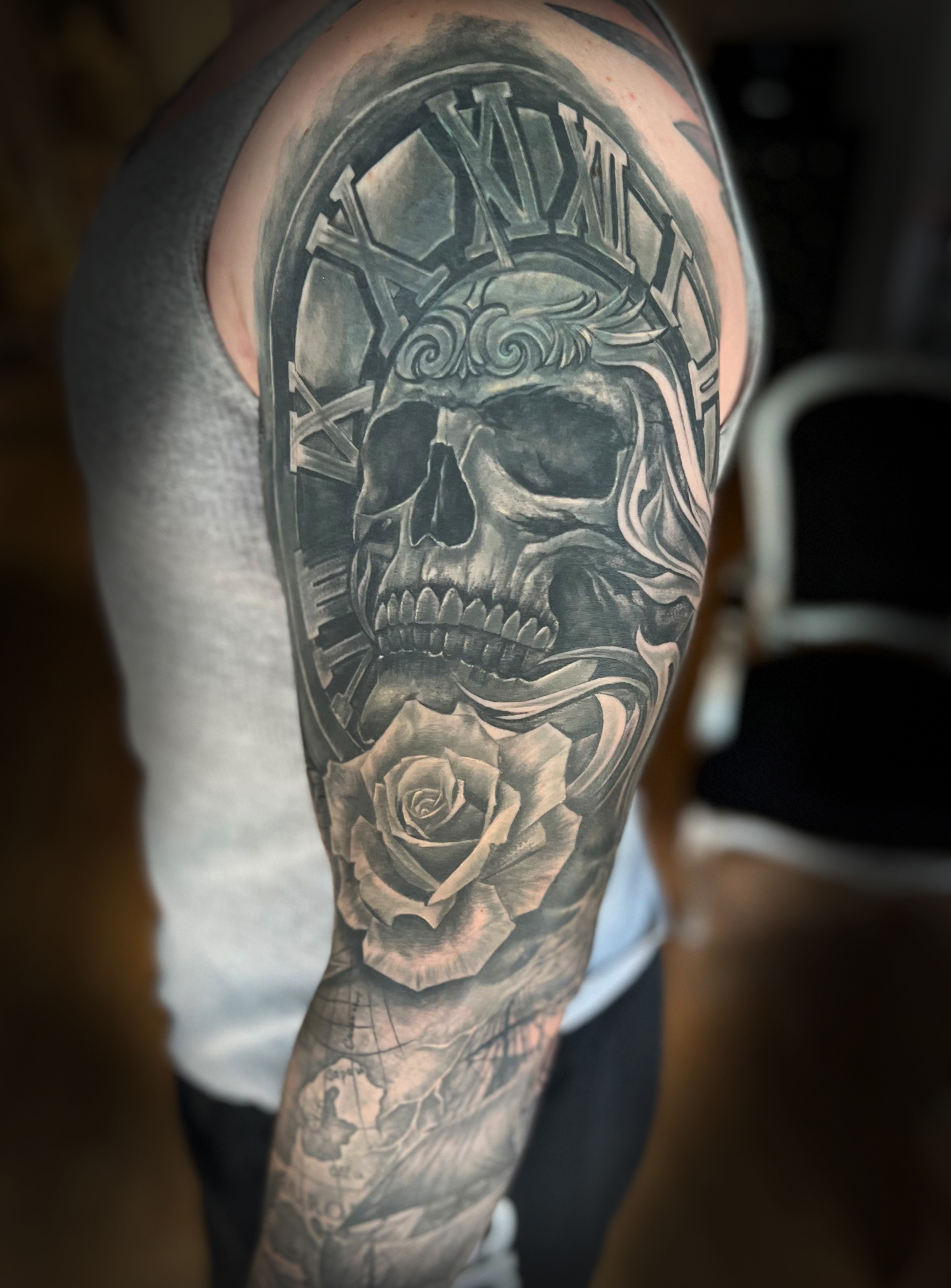 Tattoo Sleeve Design München – maßgeschneiderte Kunstwerke vom Avantgarde Tattoo Team