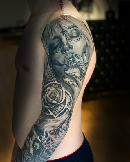 Full Sleeve Tattoo Arm – Realistic Mix Style München