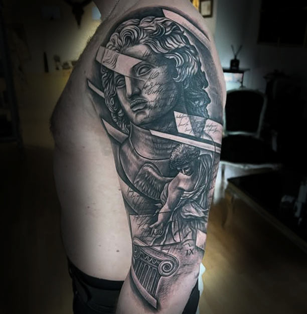 Cover Up Brust Tattoo München – altes Motiv vollständig überdeckt