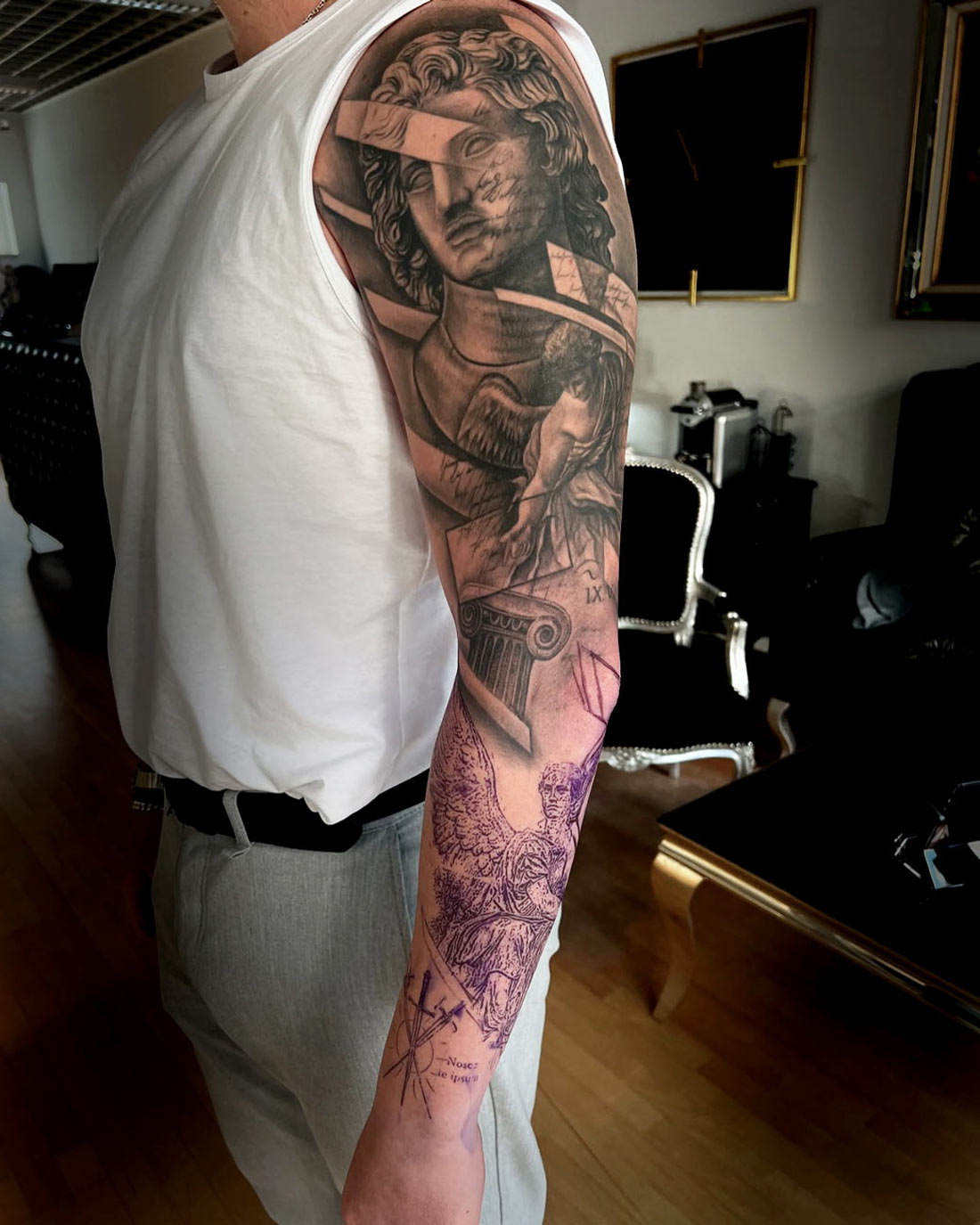 Full Sleeve Tattoo von Kristiyan Mihaylov – Realistic & Black and Grey Style in München.