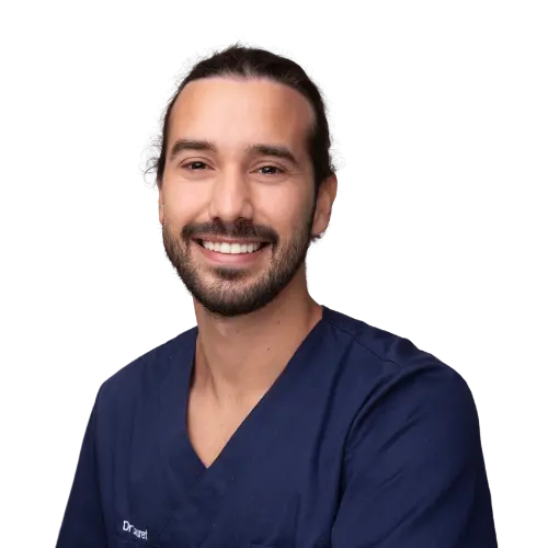 Docteure Lauret - chirurgien-dentiste spécialiste qualifié en orthodontie.
