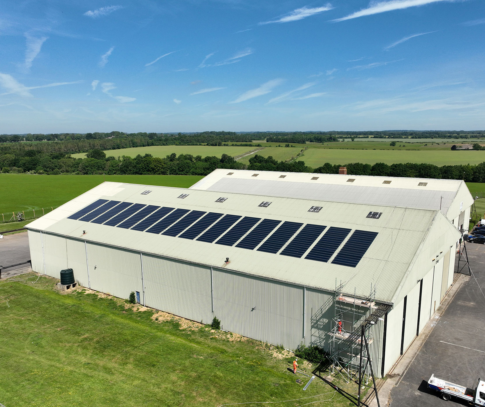 Lightweight solar for agricultural buildings | Save costs and carbon