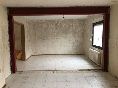 Lastabfangung von Geschossdecken beim Entfernen tragender Wände