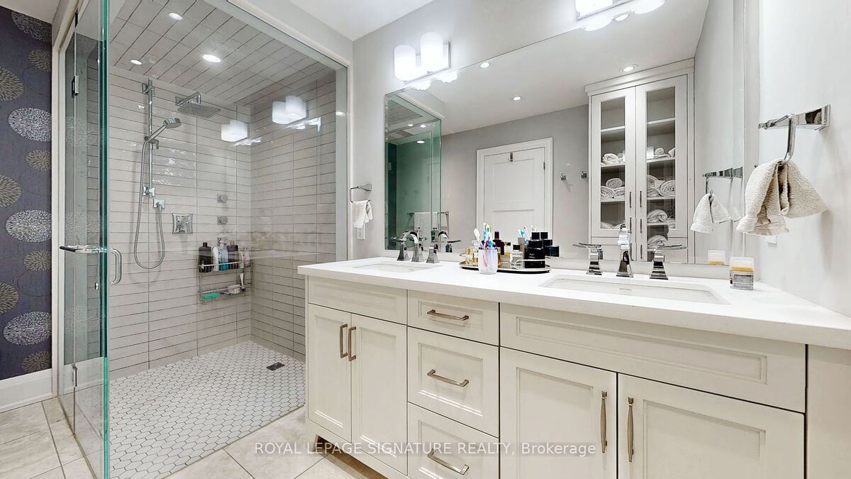 9966 Keele Street | Vaughan | Elena Saradidis Group