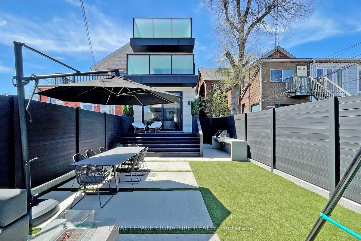 17 Lakeview Avenue | Toronto | Elena Saradidis Group