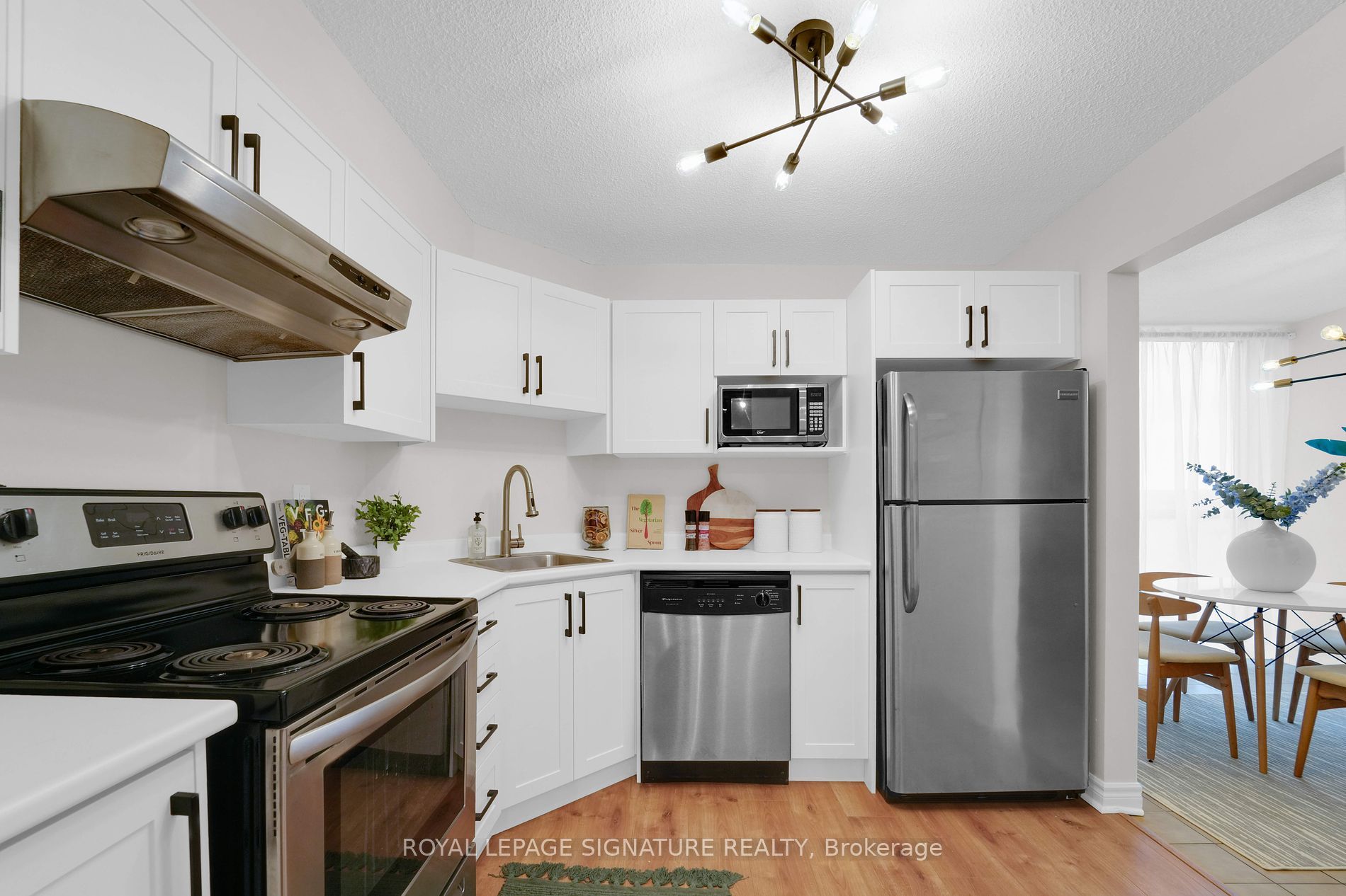 41 Markbrook Lane #1402 | Toronto | Elena Saradidis