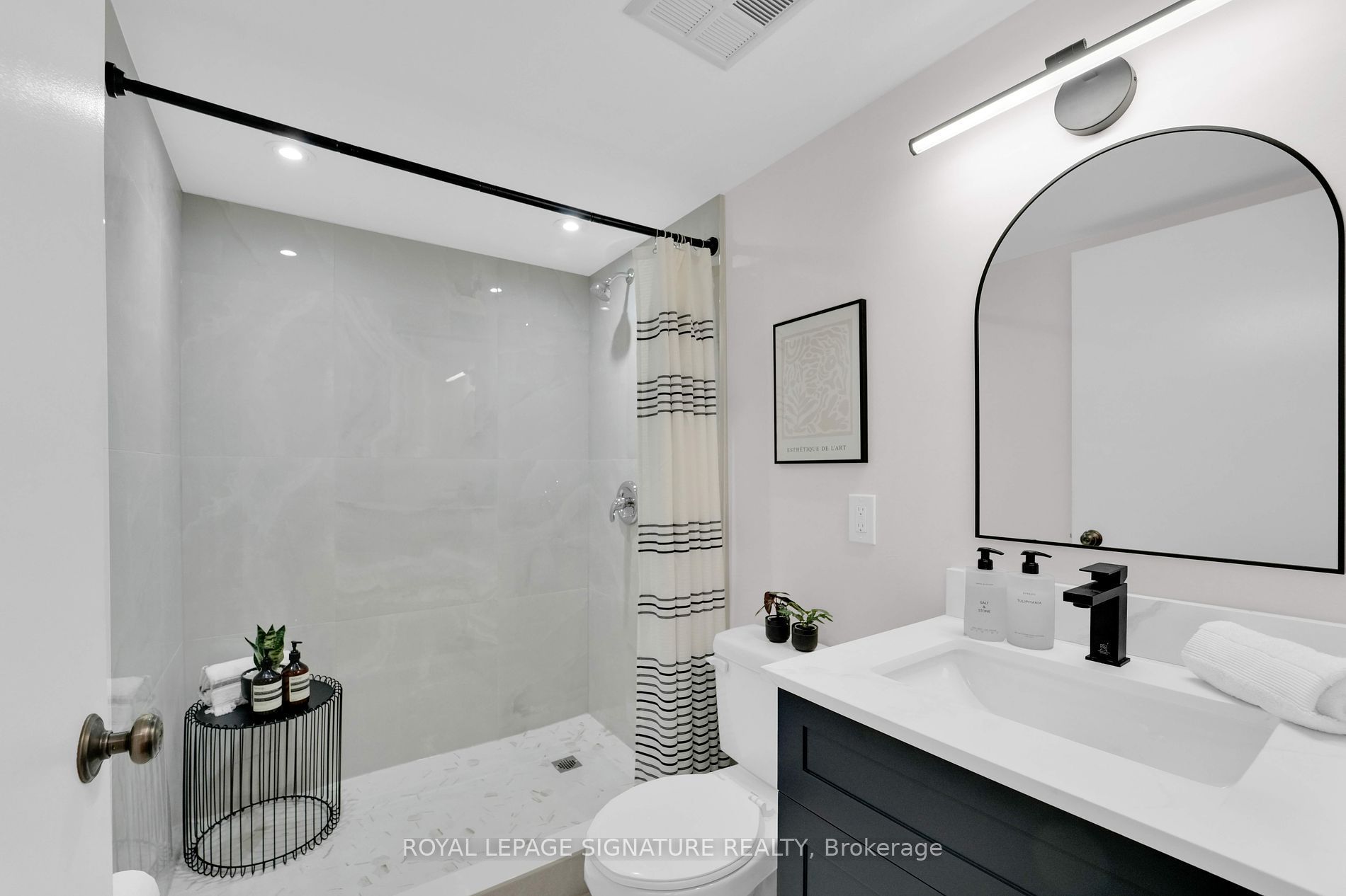 41 Markbrook Lane #1402 | Toronto | Elena Saradidis