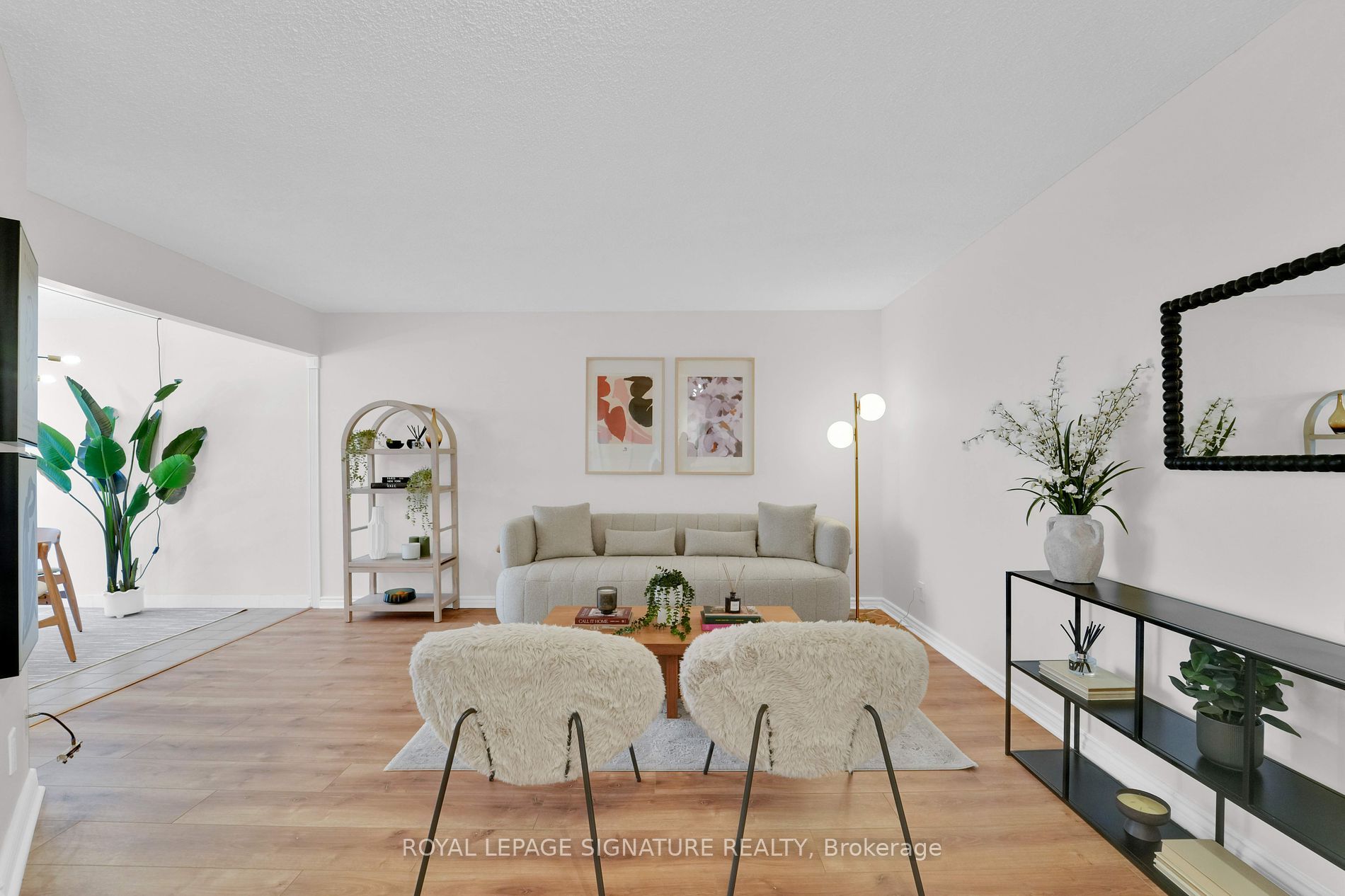 41 Markbrook Lane #1402 | Toronto | Elena Saradidis