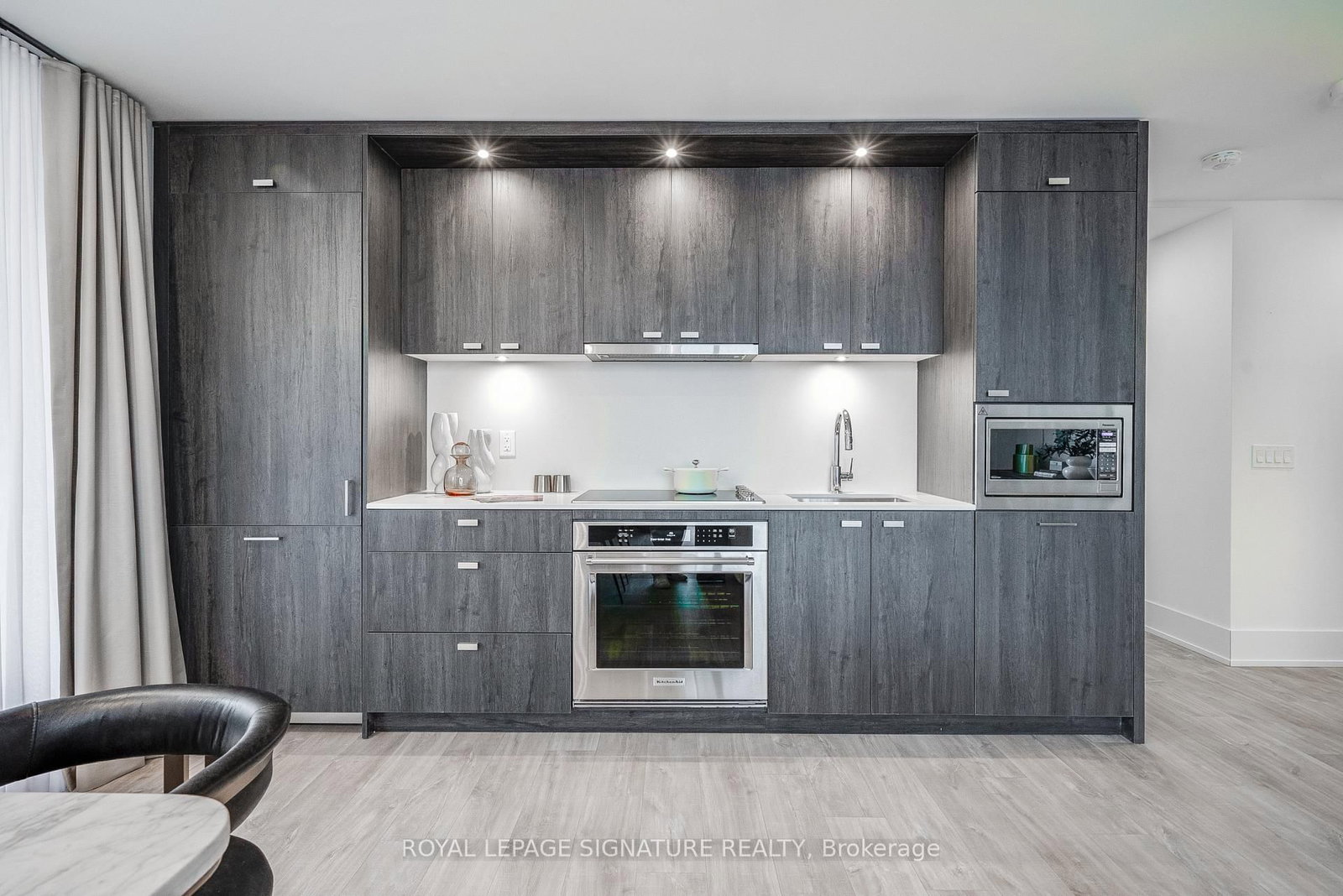 115 Denison Avenue #613 | Toronto | Elena Saradidis Group