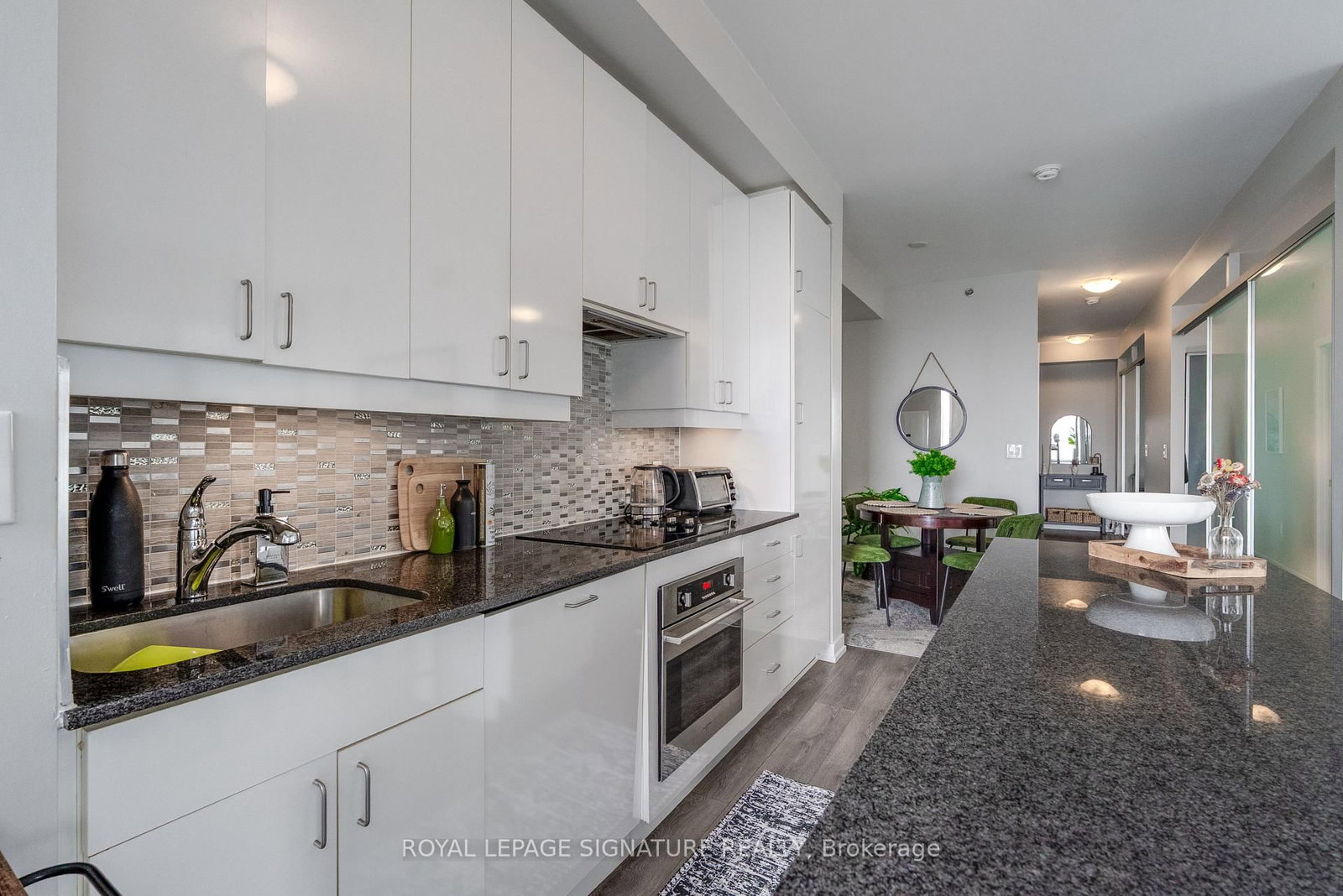 426 University Ave #2503 | Toronto | Elena Saradidis Group