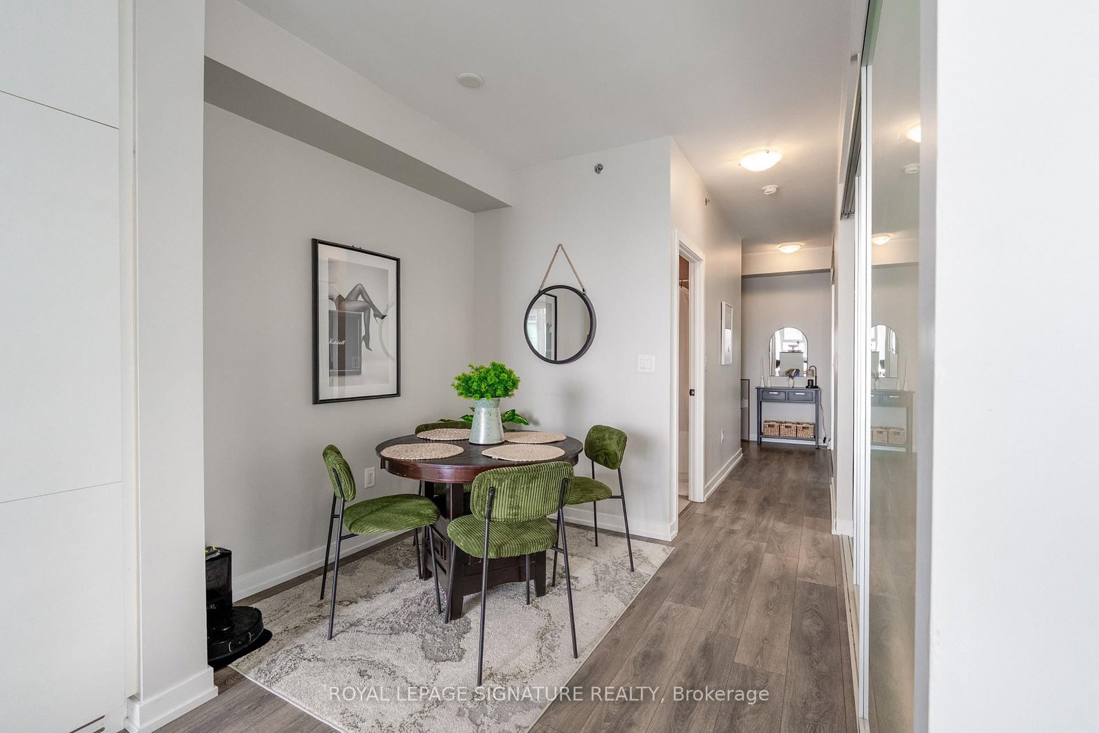 426 University Ave #2503 | Toronto | Elena Saradidis Group