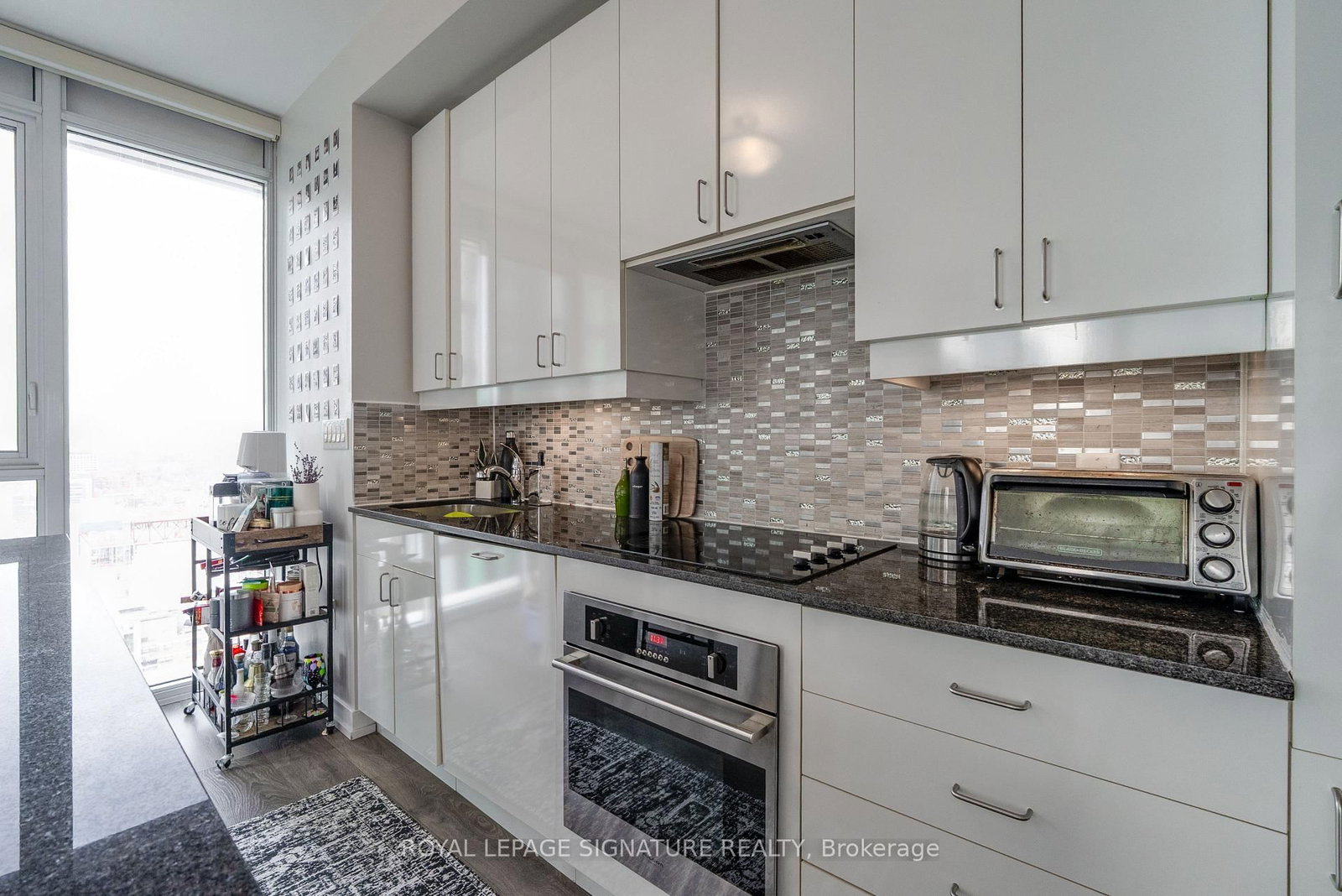 426 University Ave #2503 | Toronto | Elena Saradidis Group