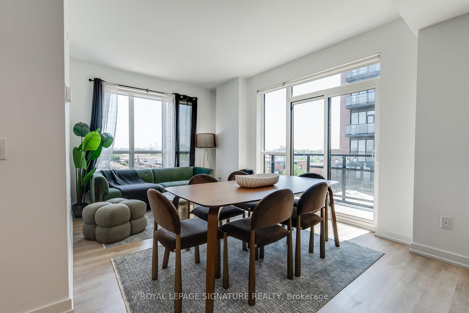 2300 St. Clair Ave W #517 | Toronto | Elena Saradidis Group
