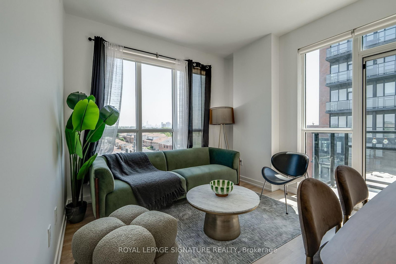 2300 St. Clair Ave W #517 | Toronto | Elena Saradidis Group