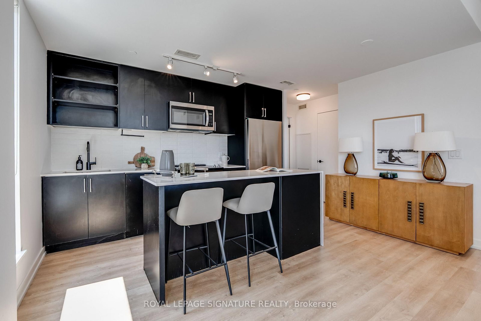 2300 St. Clair Ave W #517 | Toronto | Elena Saradidis Group