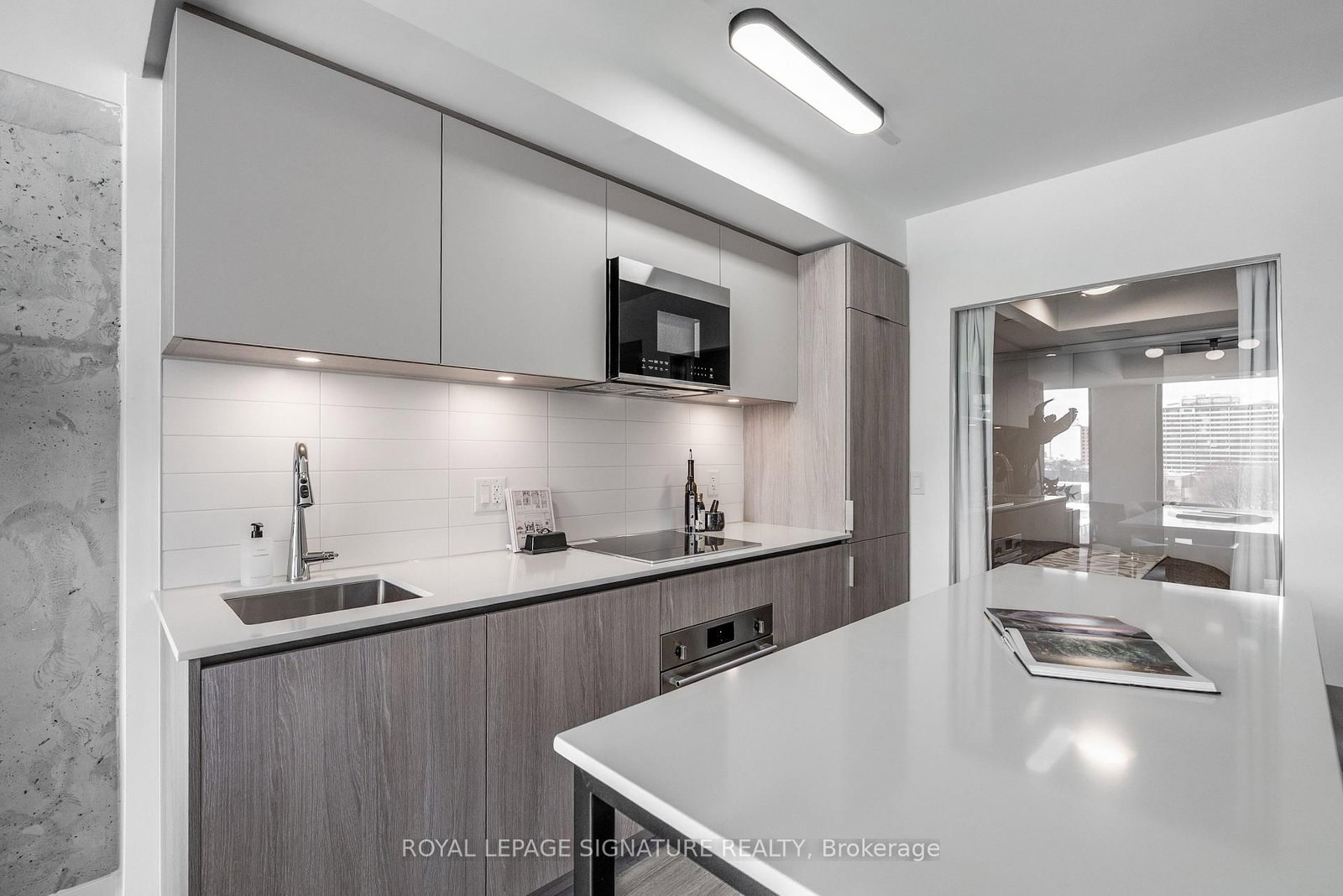 47 Mutual Street #605 | Toronto | Elena Saradidis Group