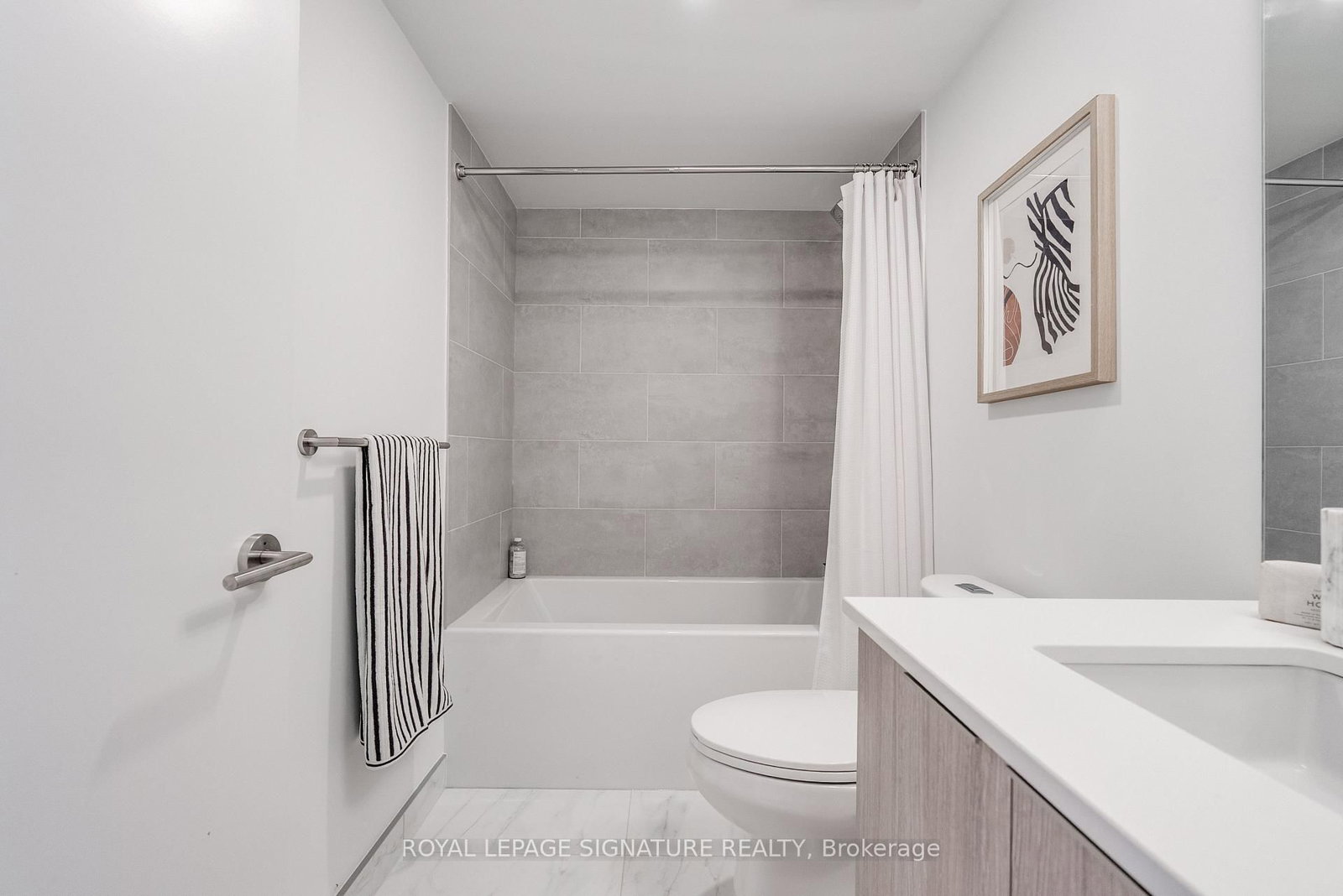 47 Mutual Street #605 | Toronto | Elena Saradidis Group
