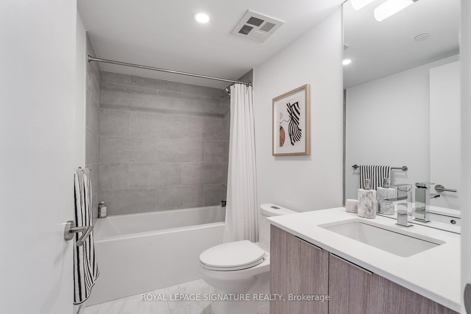 47 Mutual Street #605 | Toronto | Elena Saradidis Group