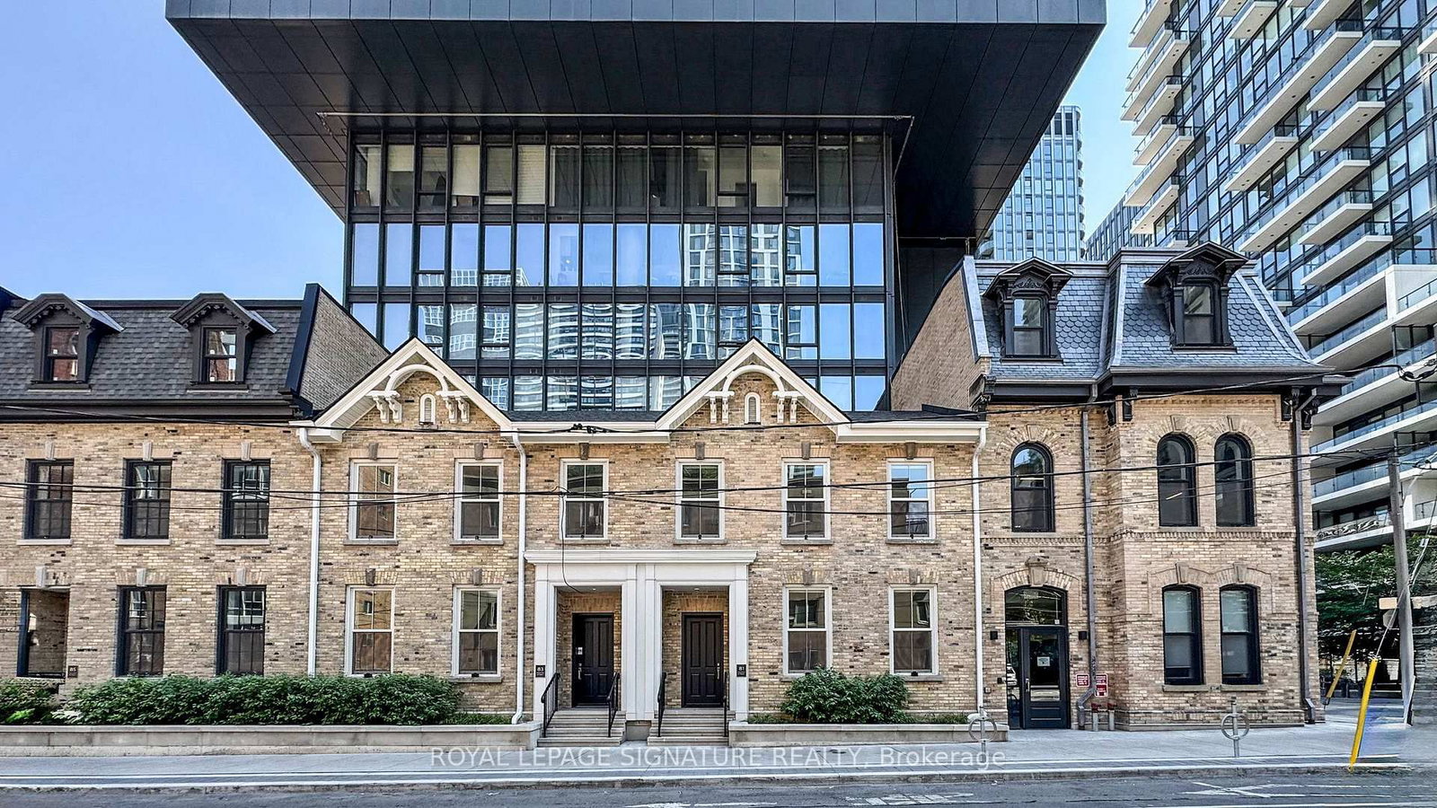 81 Shuter Street | Toronto | Elena Saradidis Group
