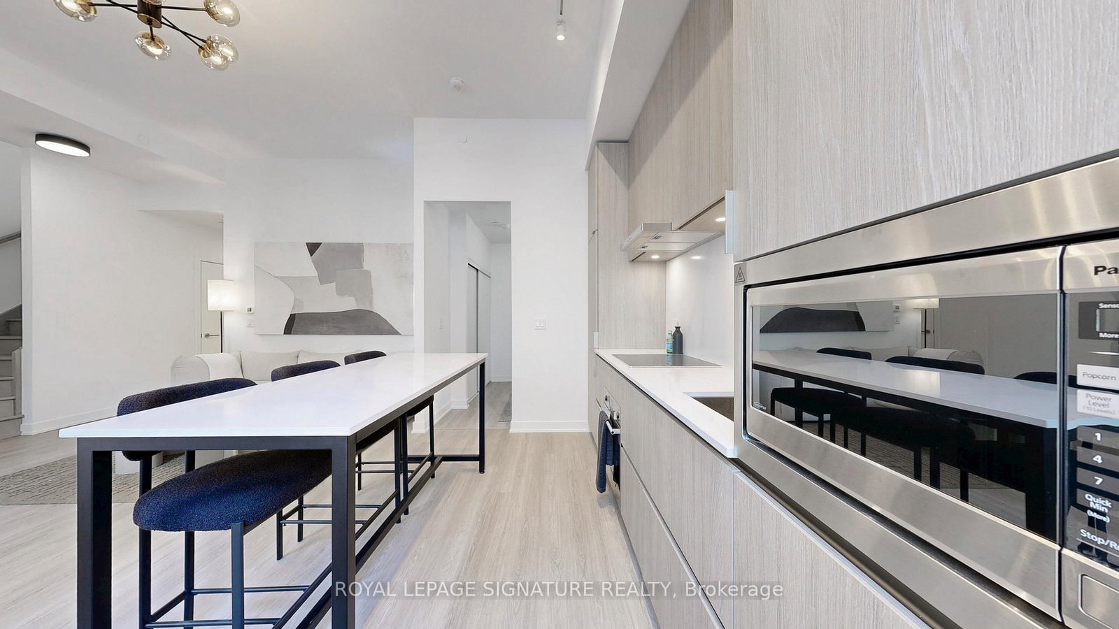 81 Shuter Street | Toronto | Elena Saradidis Group