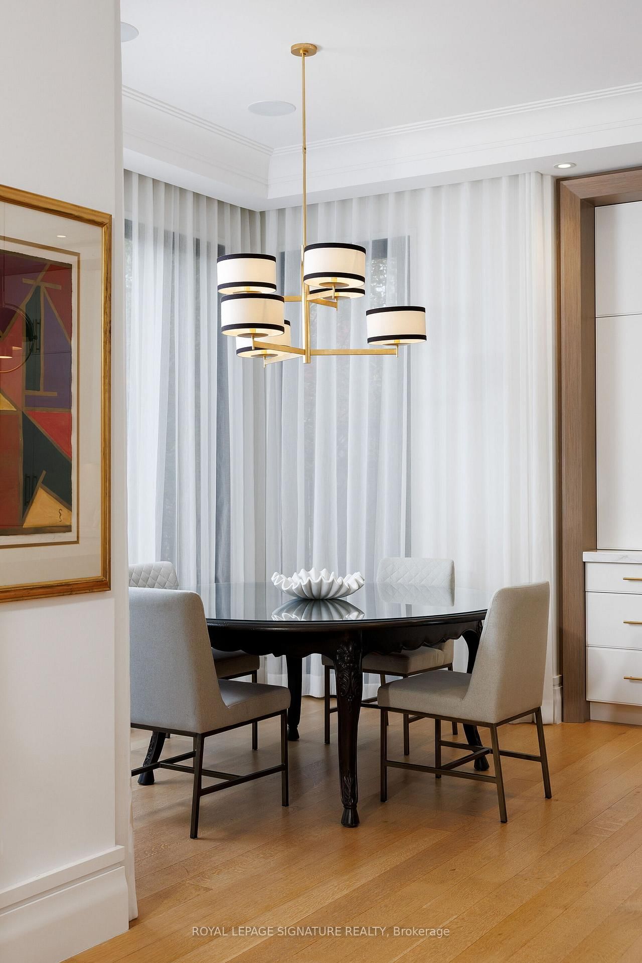 207 Strathallan Blvd | Toronto | Elena Saradidis Group