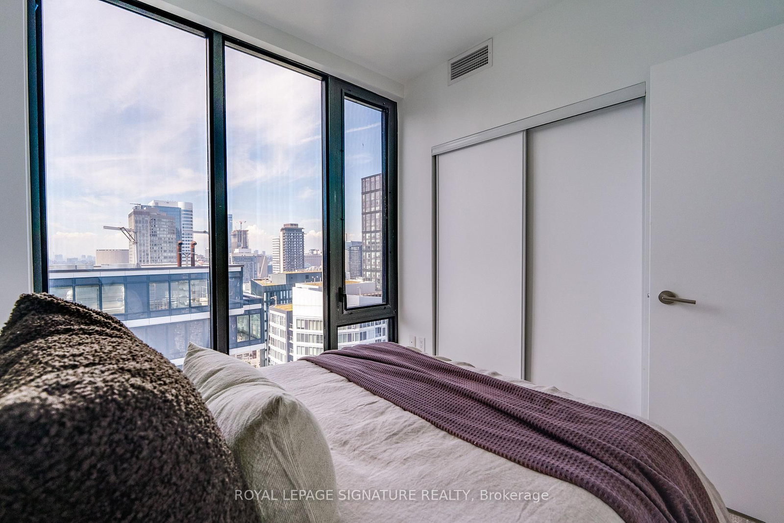 47 Mutual St #3203 | Toronto | Elena Saradidis Group
