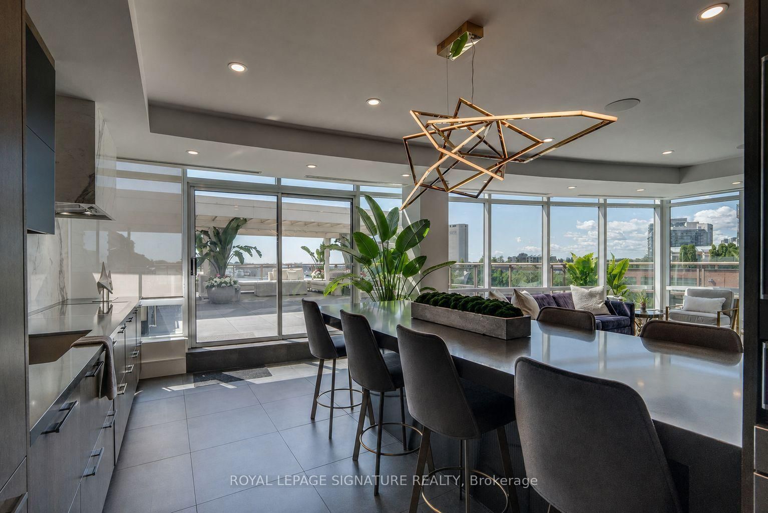 500 Queens Quay W #602E | Toronto | Elena Saradidis Group
