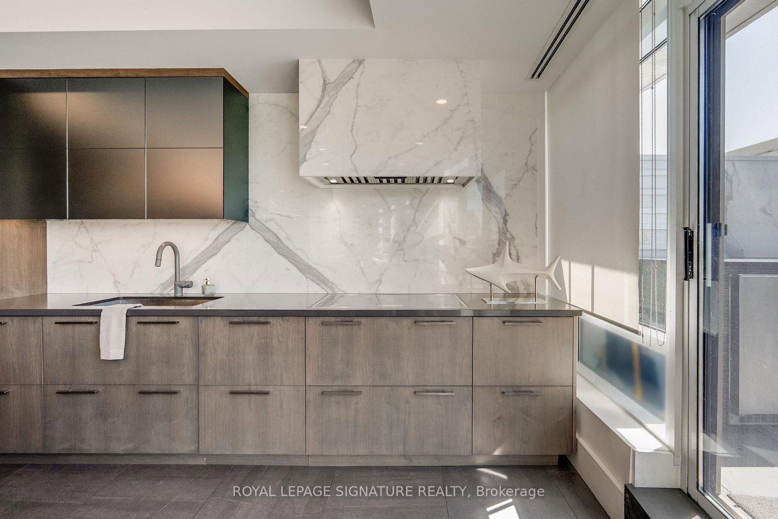 500 Queens Quay W #602E | Toronto | Elena Saradidis Group