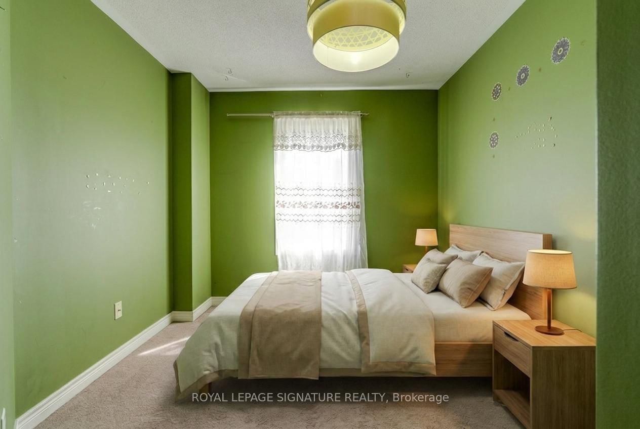 54 Oakins Lane | Ajax | Elena Saradidis Group