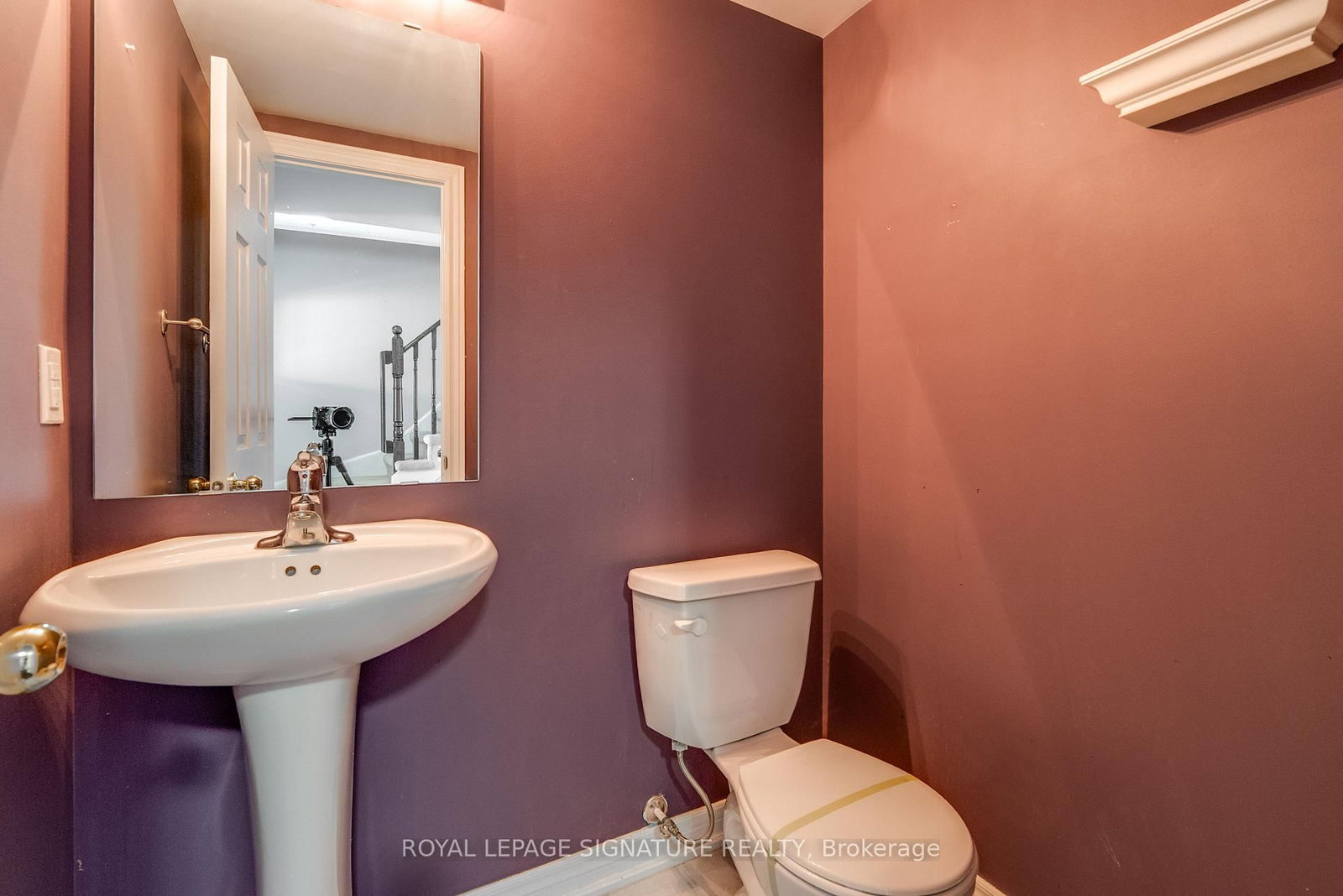 54 Oakins Lane | Ajax | Elena Saradidis Group
